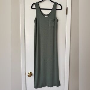 Lou & Grey Pocket Sleeveless Maxi Dress